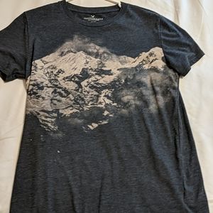 American Eagle t-shirt